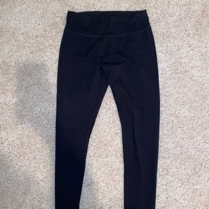 Aerie Black Cropped Leggings